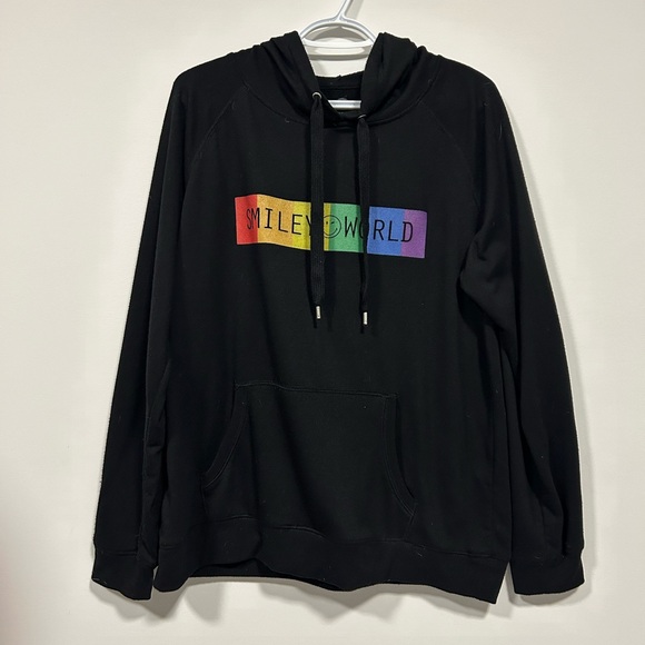 Ardene Smiley world hoodie - Picture 1 of 2